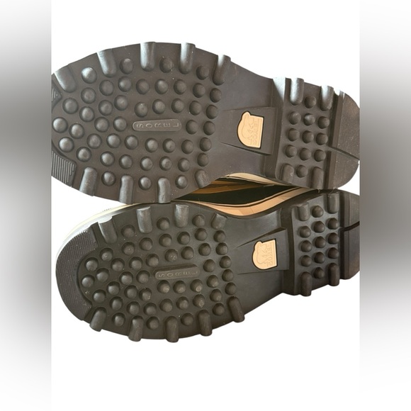 Sorel Women’s Caribou Boots Waterproof Size 9.5 Insulated Outdoors Winter - Picture 7 of 9